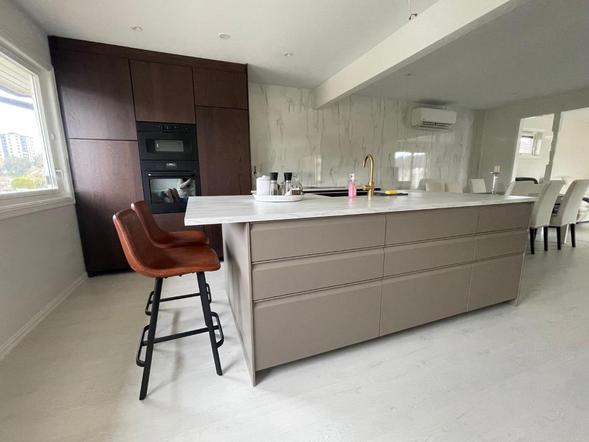 Modern Apartment With Pool & Sauna Porsgrunn Bilik gambar